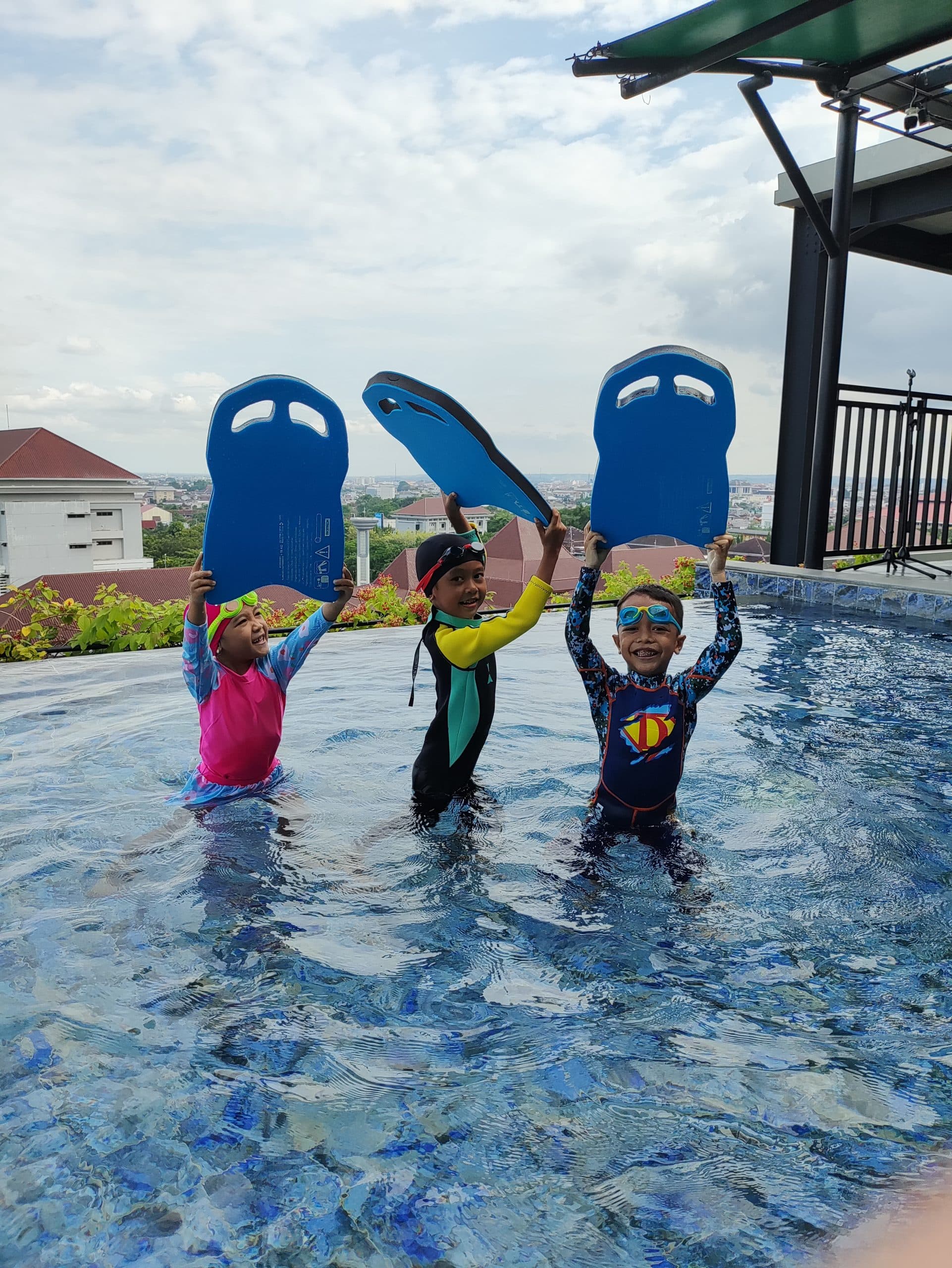 Berenang di ZonaRenang.id